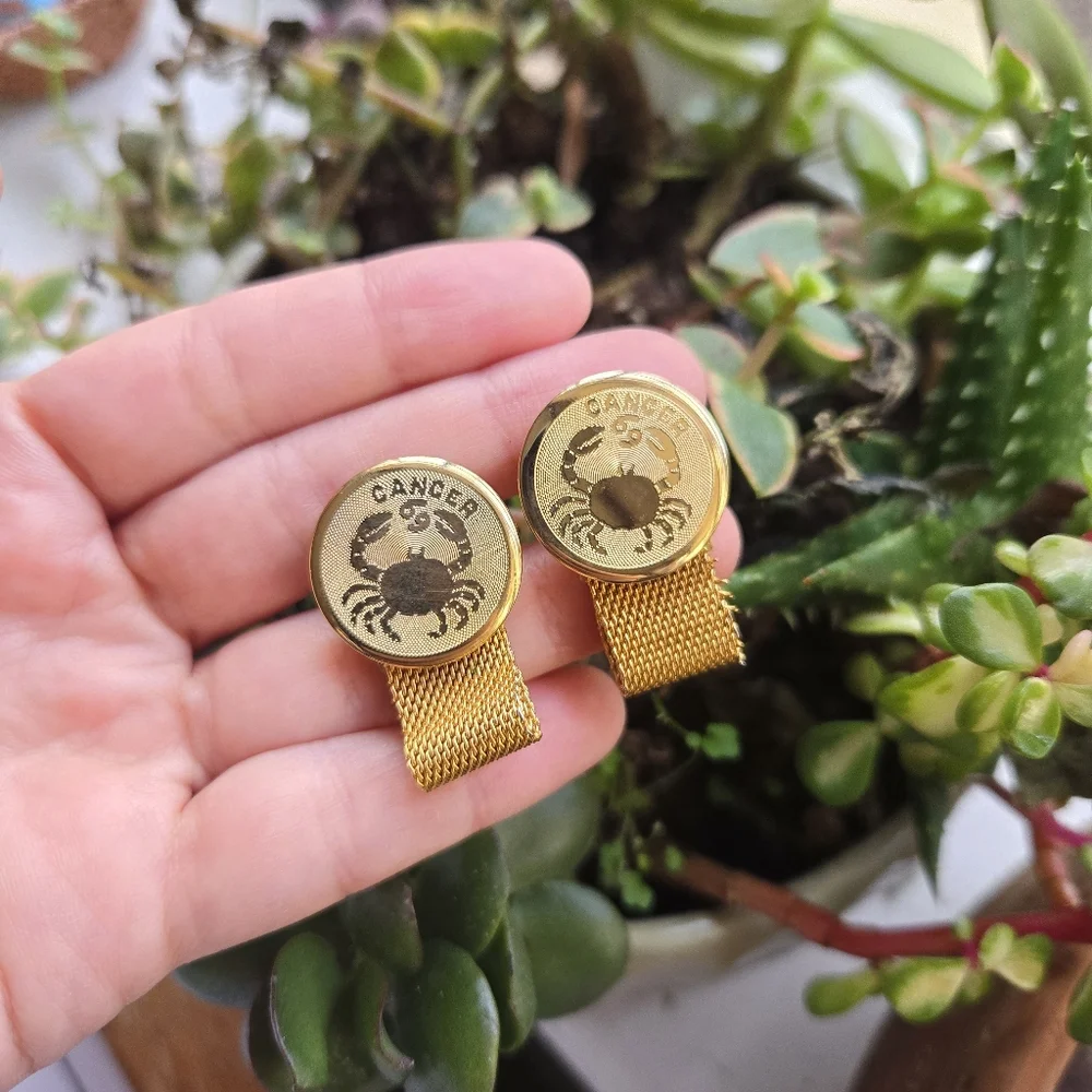 Vintage Gold Zodiac Cancer Astrological Crab Round Cuff Links